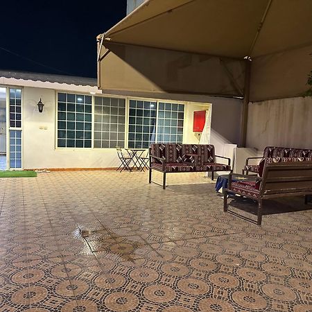 Apartament دار ورد قريب للحرم Medyna Zewnętrze zdjęcie