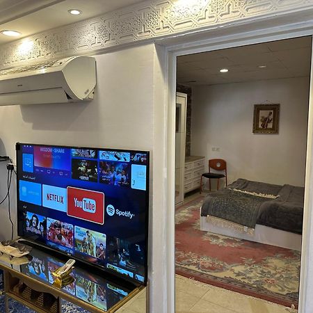Apartament دار ورد قريب للحرم Medyna Zewnętrze zdjęcie
